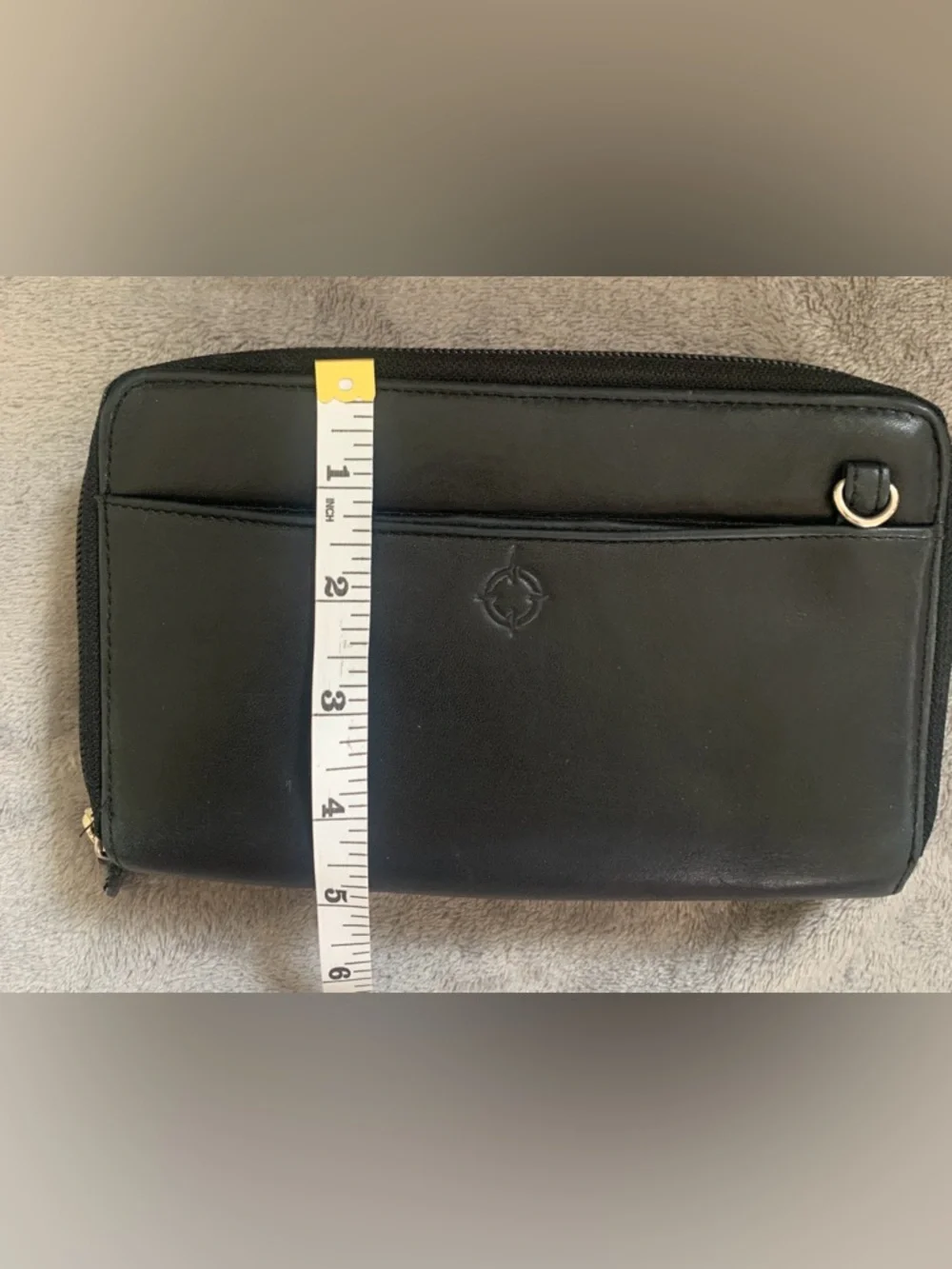 Franklin Covey Napa Leather Travel Pouch.  *Flaw shown in pictures.
